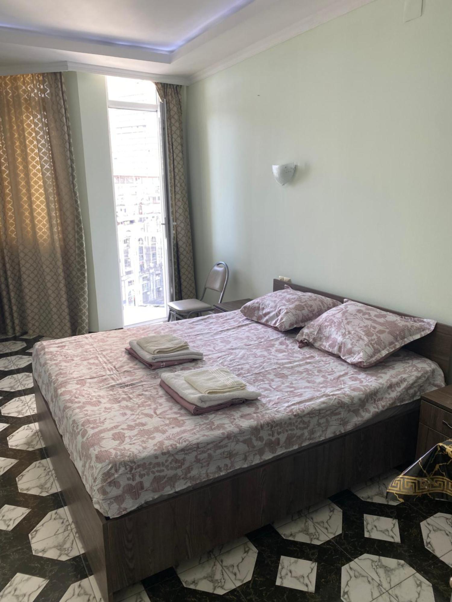 Apartment Maho Batumi Exterior foto