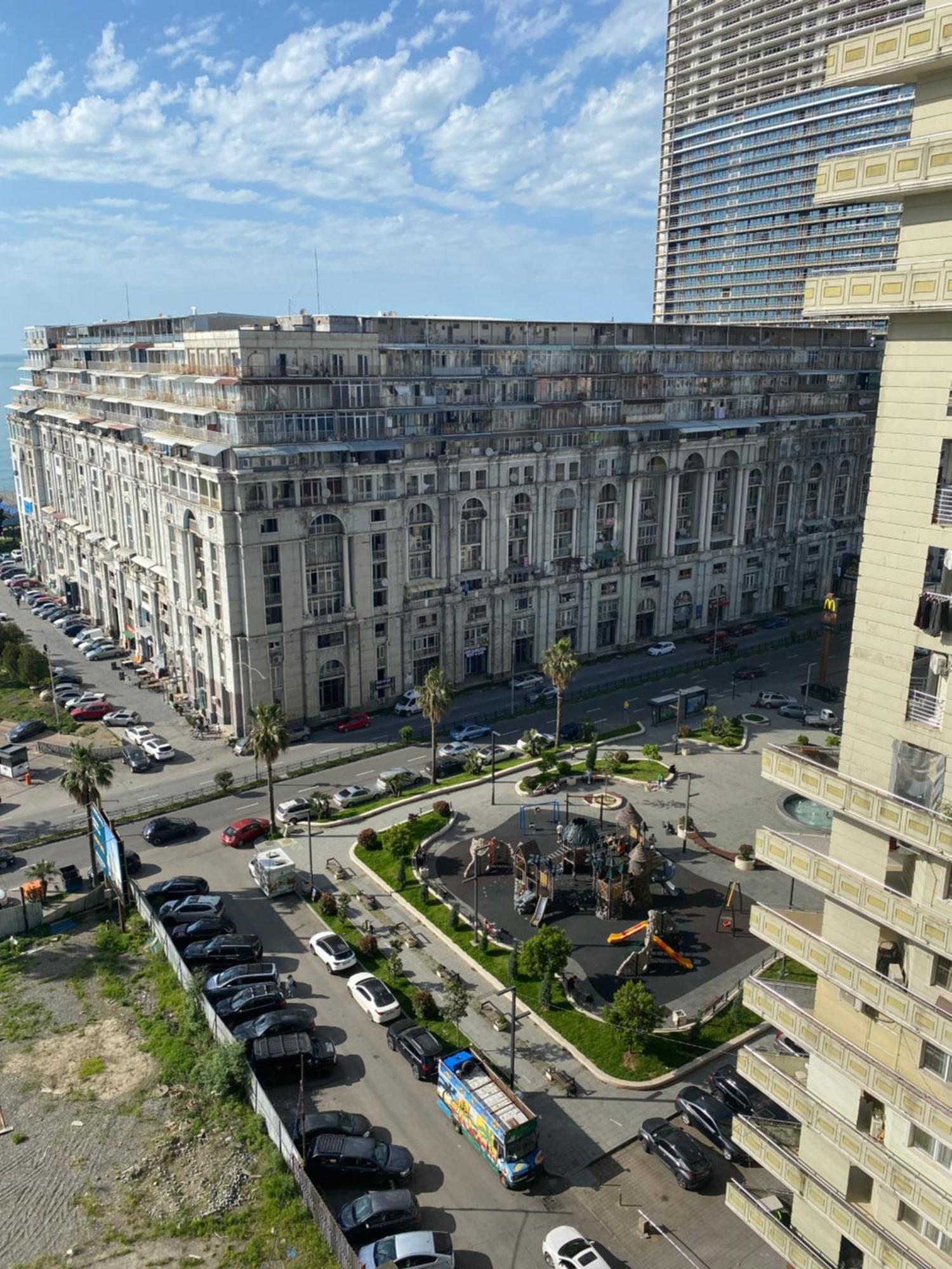 Apartment Maho Batumi Exterior foto