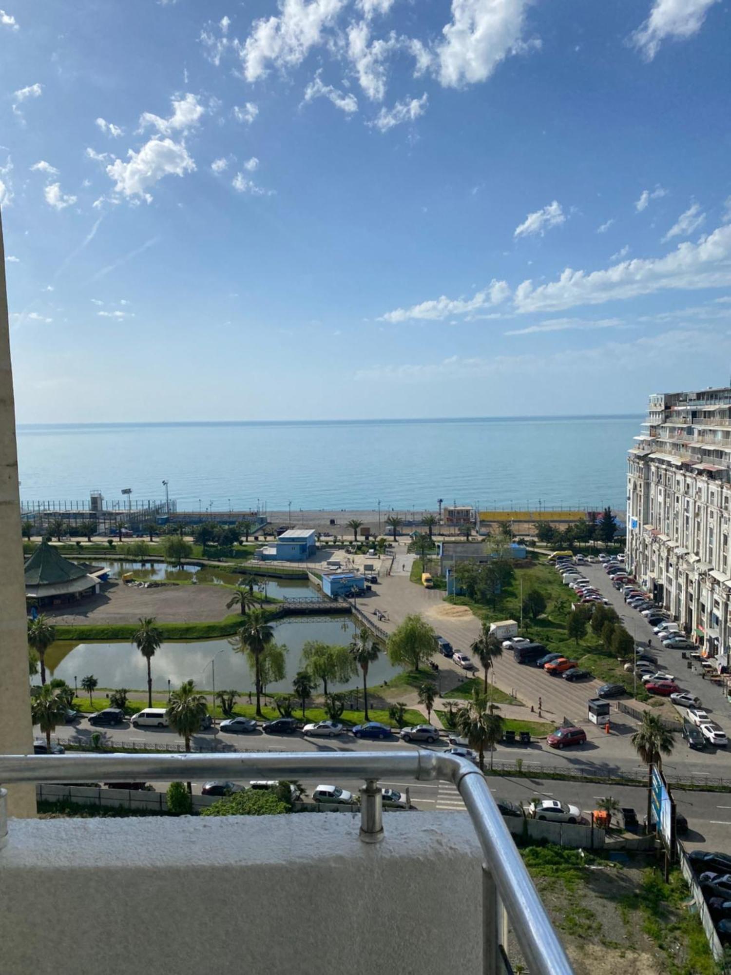 Apartment Maho Batumi Exterior foto
